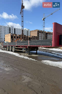 Бортовой полуприцеп Kogel SN 24 2002 в Виннице