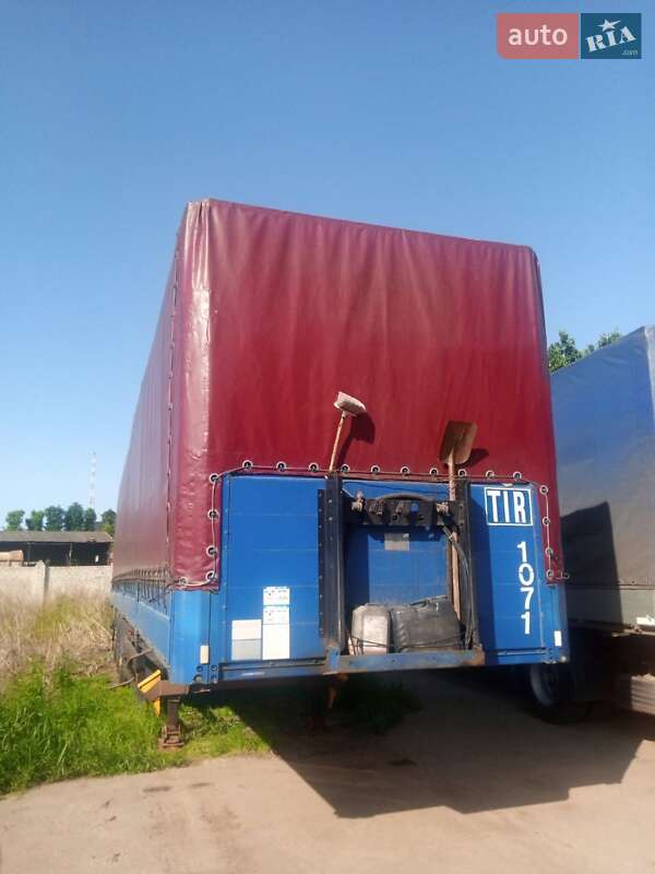 Тентованный борт (штора) - полуприцеп Kogel SNCM 2004 в Чернигове