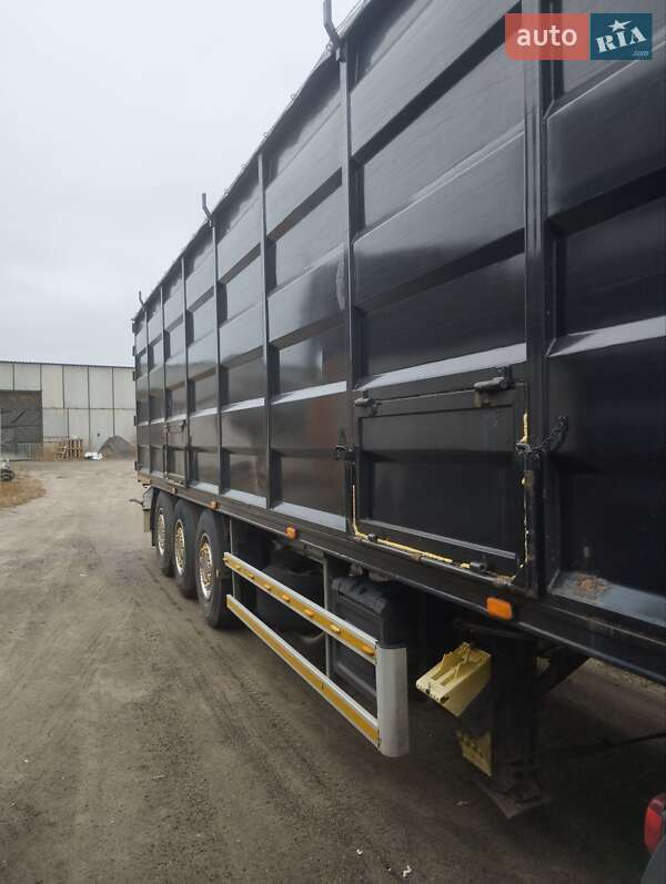 Контейнеровоз полуприцеп Kogel SNCO 24 2004 в Тульчине
