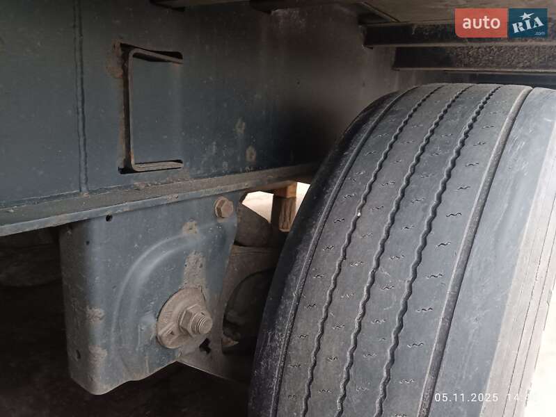 Тентованный борт (штора) - полуприцеп Kogel SNCO 24 2004 в Чернигове