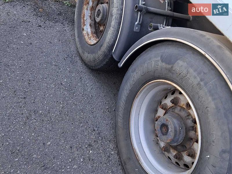 Самосвал полуприцеп Kogel SNCS 2001 в Казатине