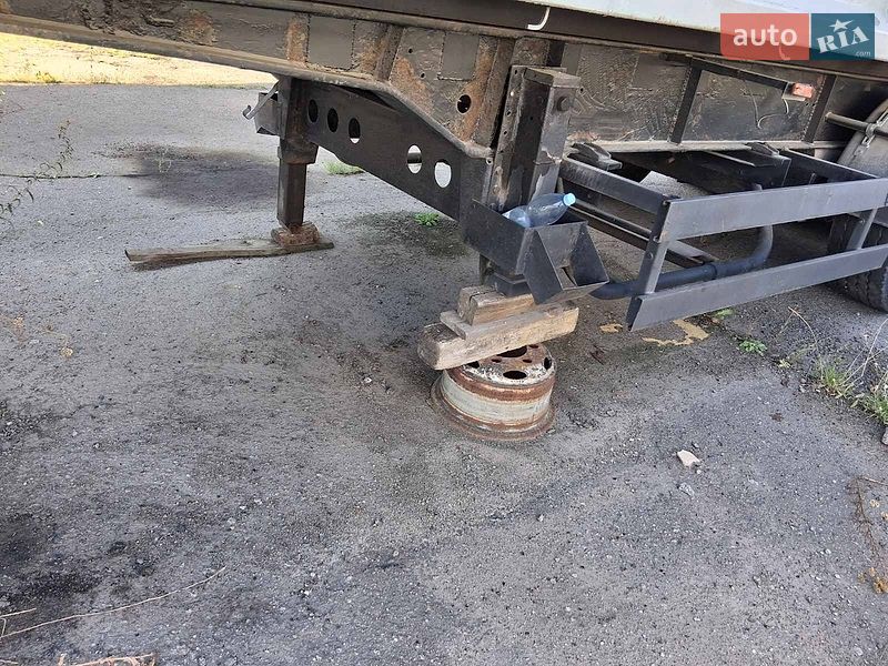 Самосвал полуприцеп Kogel SNCS 2001 в Казатине