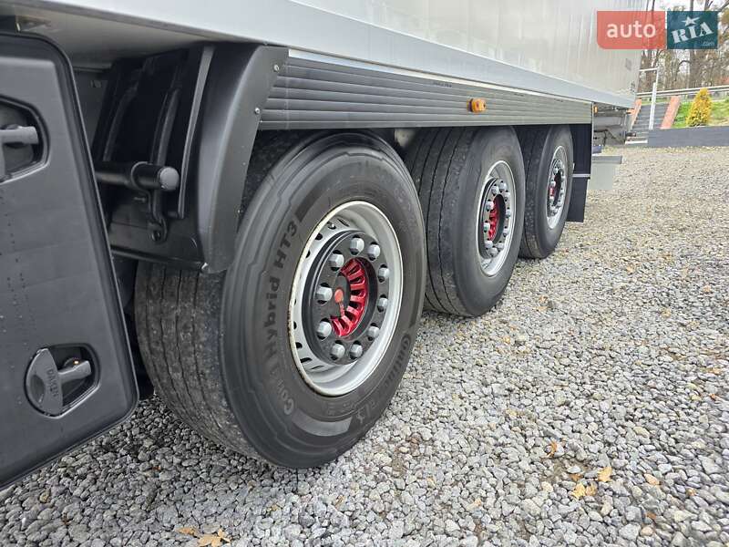 Рефрижератор напівпричіп Kogel SV24 2013 в Вінниці