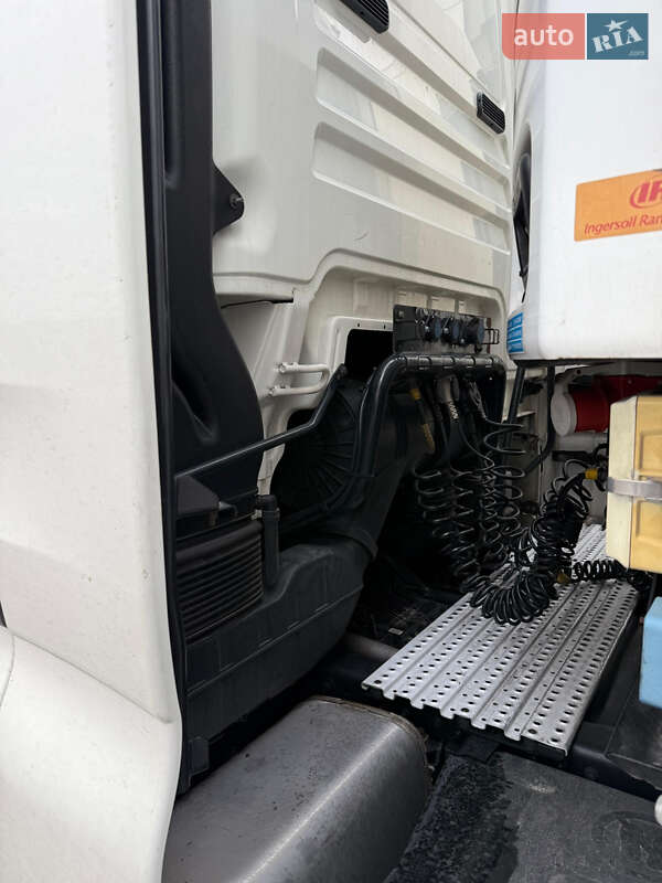 Рефрижератор напівпричіп Kogel SVKT 24P 2013 в Тернополі