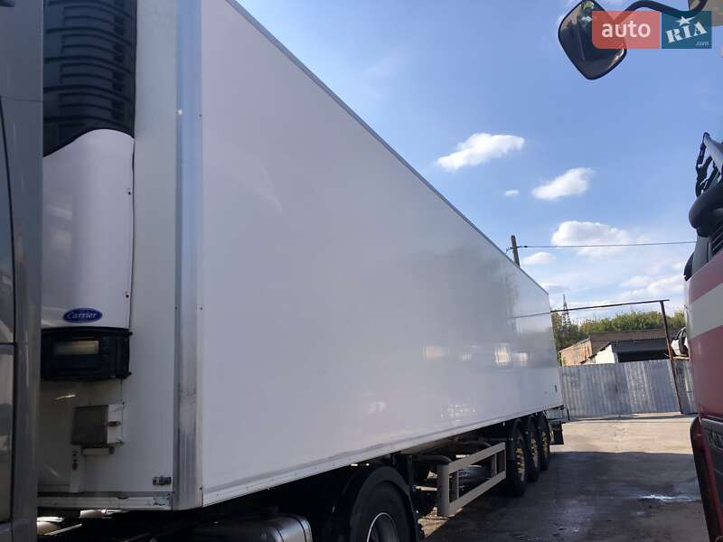 Рефрижератор полуприцеп Kogel SVKT 2003 в Кропивницком