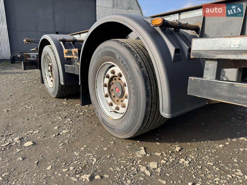 Контейнеровоз Kogel Tandem 2018 в Луцке фото 10 Контейнеровоз Kogel Tandem 2018 в Луцке