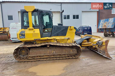 Бульдозер Komatsu D41 2005 в 