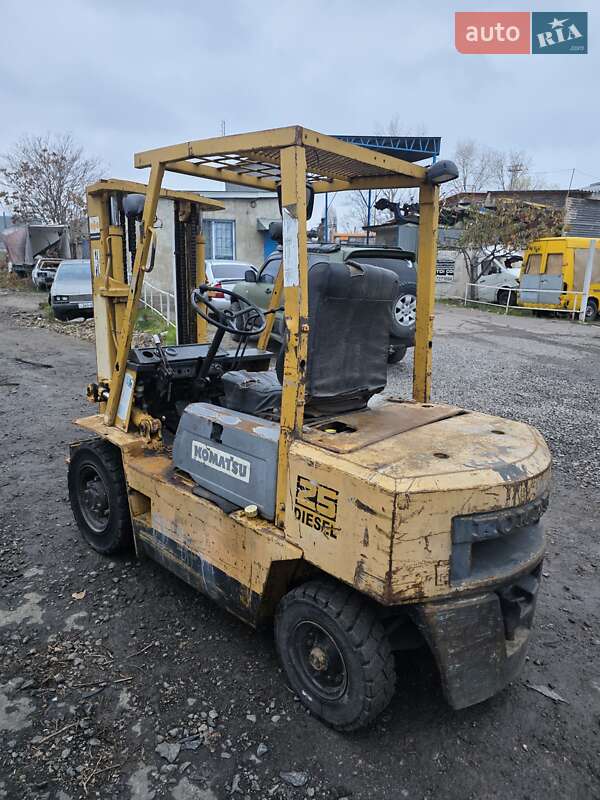 Вилочний навантажувач Komatsu FD 1993 в Одесі