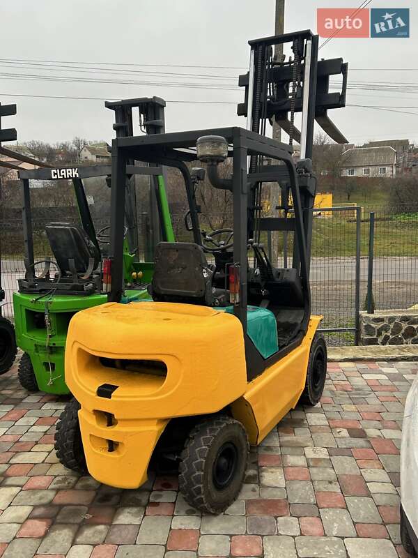 Фронтальный погрузчик Komatsu FD 1997 в Великой Багачке