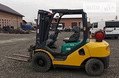 Вилочный погрузчик Komatsu FG 2006 в Луцке