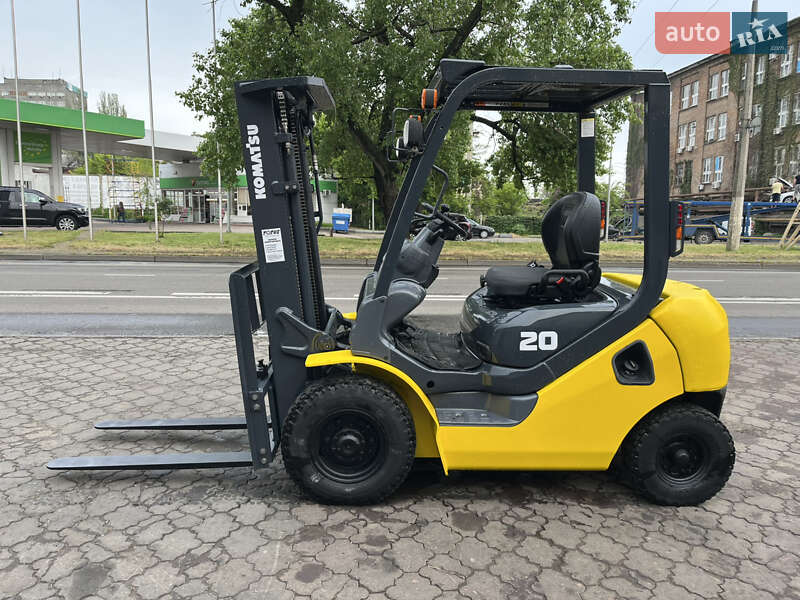 Вилочный погрузчик Komatsu FG 2015 в Одессе