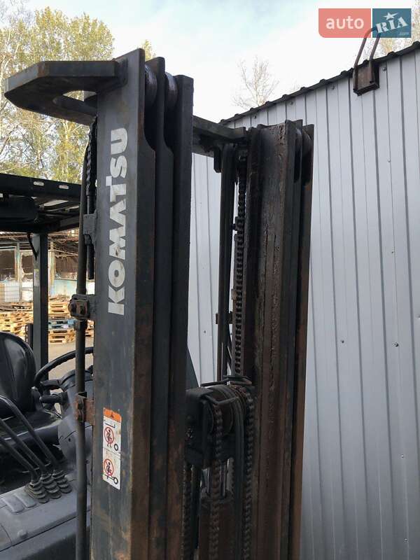 Вилочный погрузчик Komatsu FG 2018 в Киеве