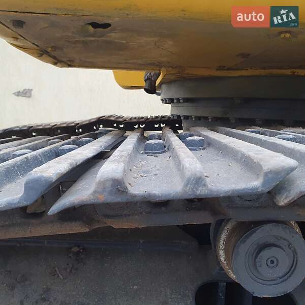Гусеничный экскаватор Komatsu PC 210 2006 в Виннице