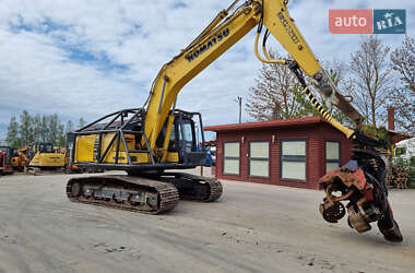 Гусеничный экскаватор Komatsu PC 210 2015 в 