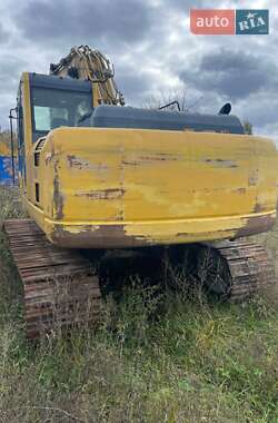 Гусеничный экскаватор Komatsu PC 210 2007 в 