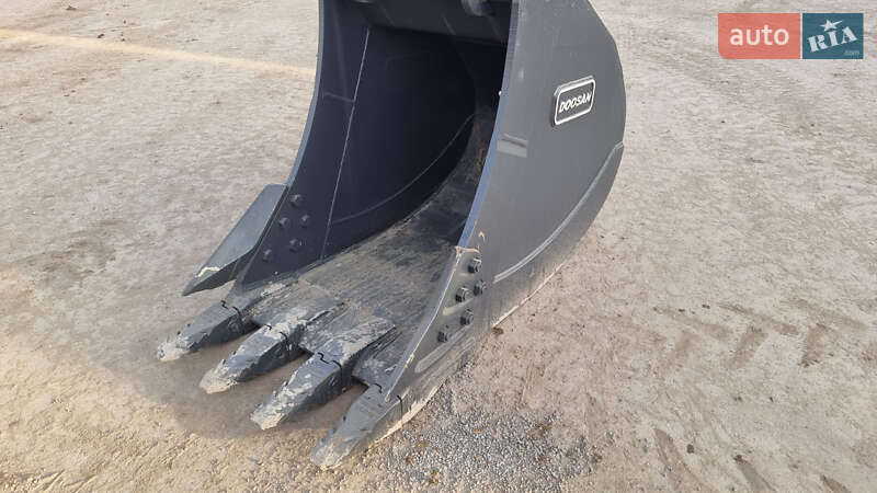 Гусеничний екскаватор Komatsu PC 210LC-8 2012 в Одесі