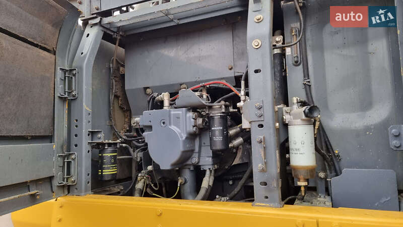 Гусеничный экскаватор Komatsu PC 290 2016 в Одессе