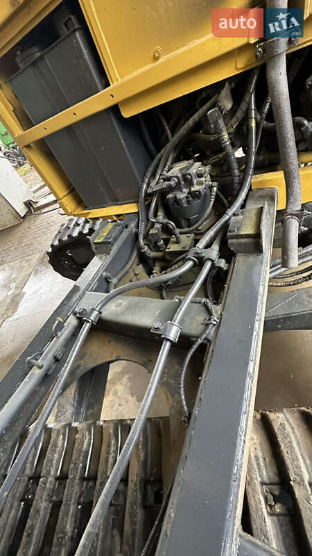 Міні-вантажник Komatsu PC 30MR 2006 в Львові