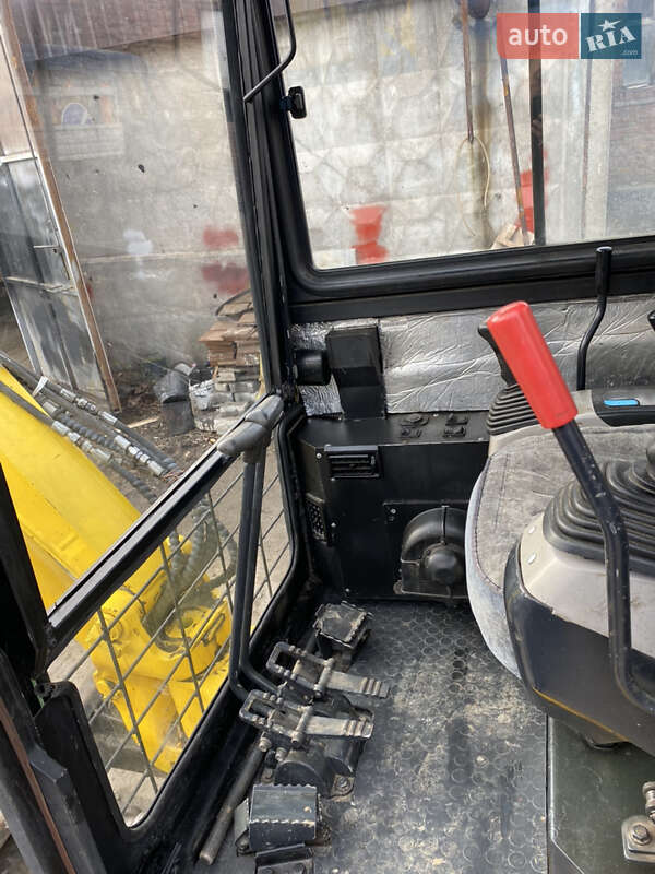 Миниэкскаватор Komatsu PC 35MR 2013 в Хмельницком фото 10 Миниэкскаватор Komatsu PC 35MR 2013 в Хмельницком