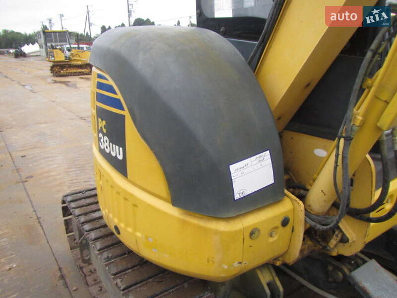 Гусеничний екскаватор Komatsu PC 38UU-1 2012 в Одесі