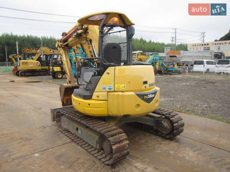 Гусеничний екскаватор Komatsu PC 38UU-1 2012 в Одесі