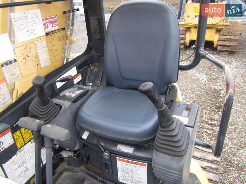 Гусеничний екскаватор Komatsu PC 38UU-1 2012 в Одесі