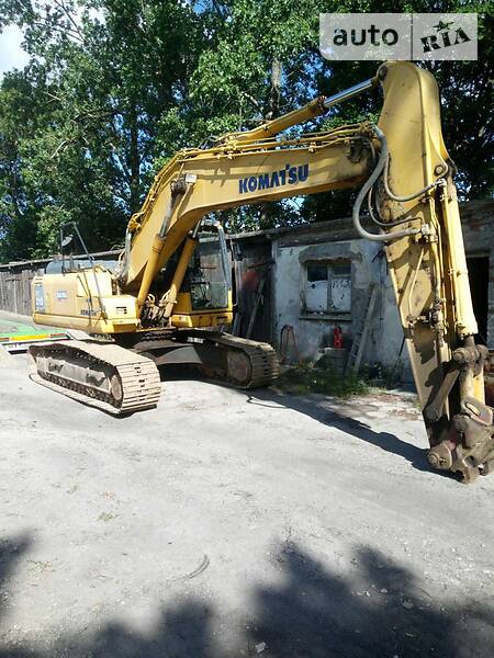 Экскаватор погрузчик Komatsu PC 2010 в Гусятине