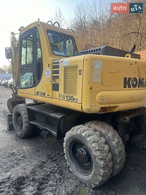 Колесный экскаватор Komatsu PW 2005 в Львове