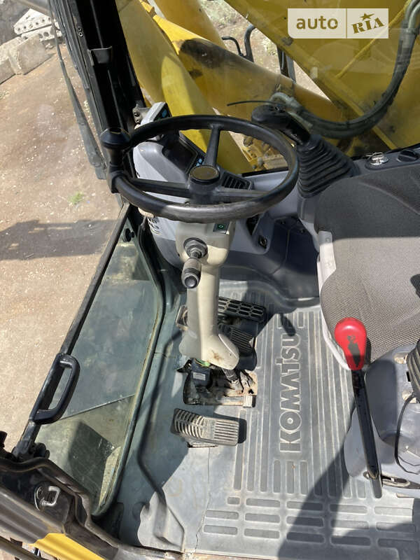 Колесный экскаватор Komatsu PW 2007 в Рожнятове