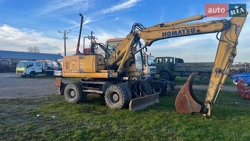 Колесный экскаватор Komatsu PW 2006 в 