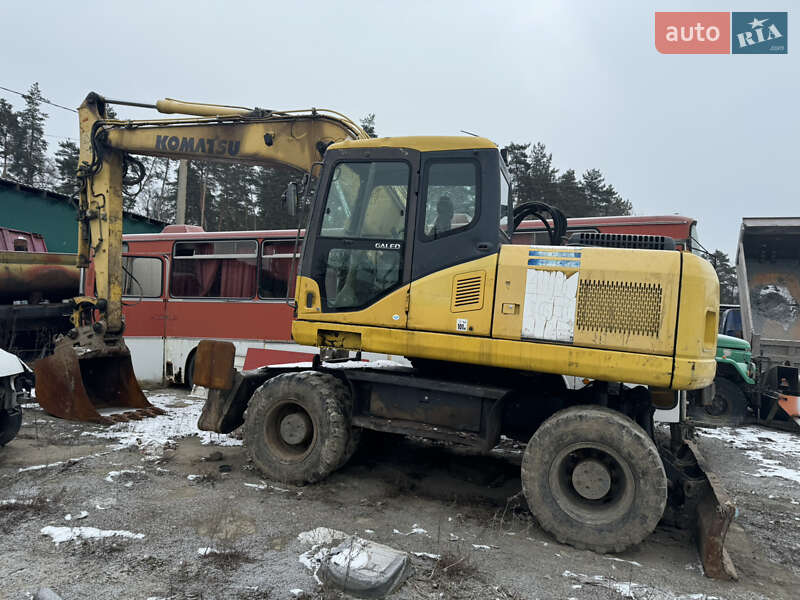 Колесный экскаватор Komatsu PW 2004 в 