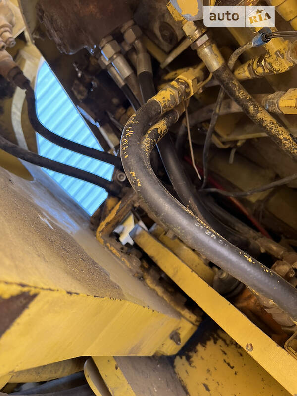 Фронтальні навантажувачі Komatsu WA 470 2001 в Києві