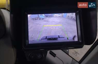 Фронтальні навантажувачі Komatsu WA 2016 в Ромнах