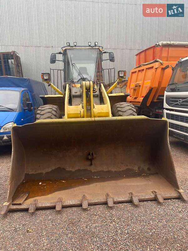 Фронтальный погрузчик Komatsu WA 2008 в Кривом Роге