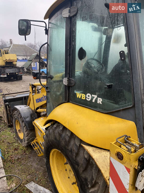 Екскаватор навантажувач Komatsu WB 2007 в Дніпрі