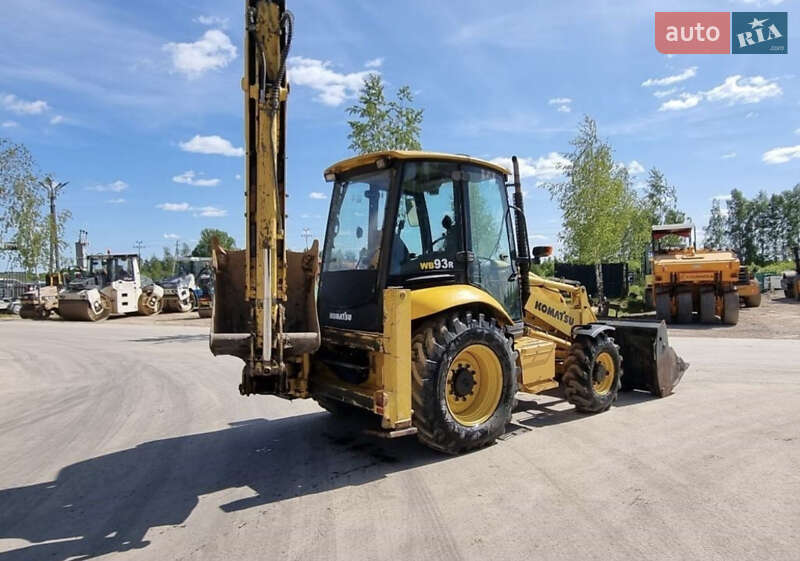 Экскаватор погрузчик Komatsu WB 2008 в Николаеве