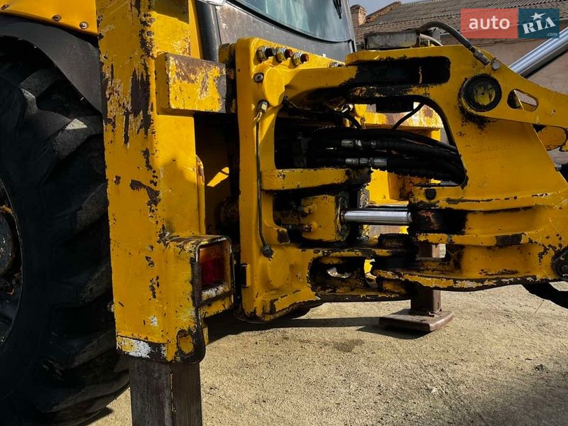 Екскаватор навантажувач Komatsu WB 2007 в Єрках