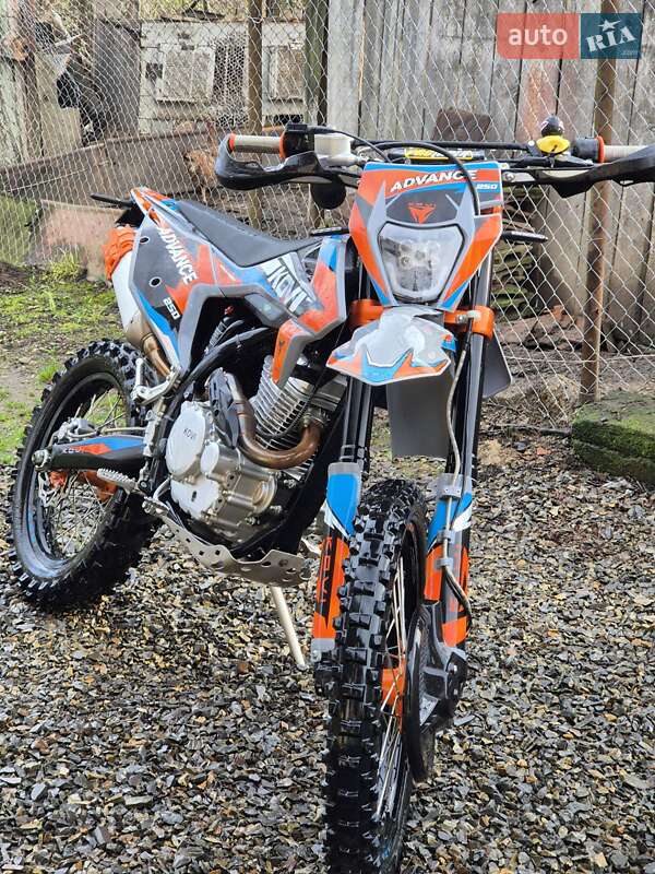 Мотоцикл Внедорожный (Enduro) Kovi 250 Advance 2025 в Виноградове фото Мотоцикл Внедорожный (Enduro) Kovi 250 Advance 2025 в Виноградове