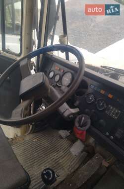Бетономешалка (Миксер) КрАЗ 6233 2007 в 