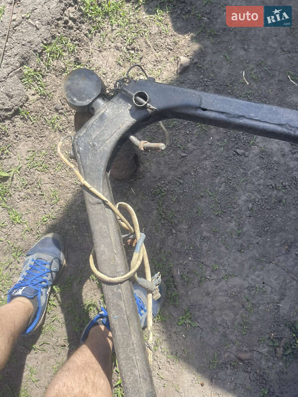 Легковий причіп КрАЗ 8138 2003 в Ромнах