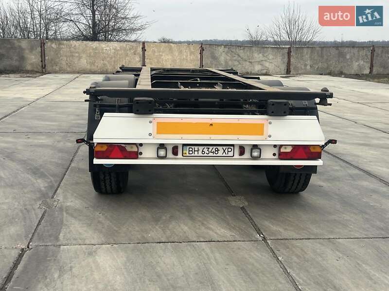 Контейнеровоз Krone ADW 2003 в Одессе