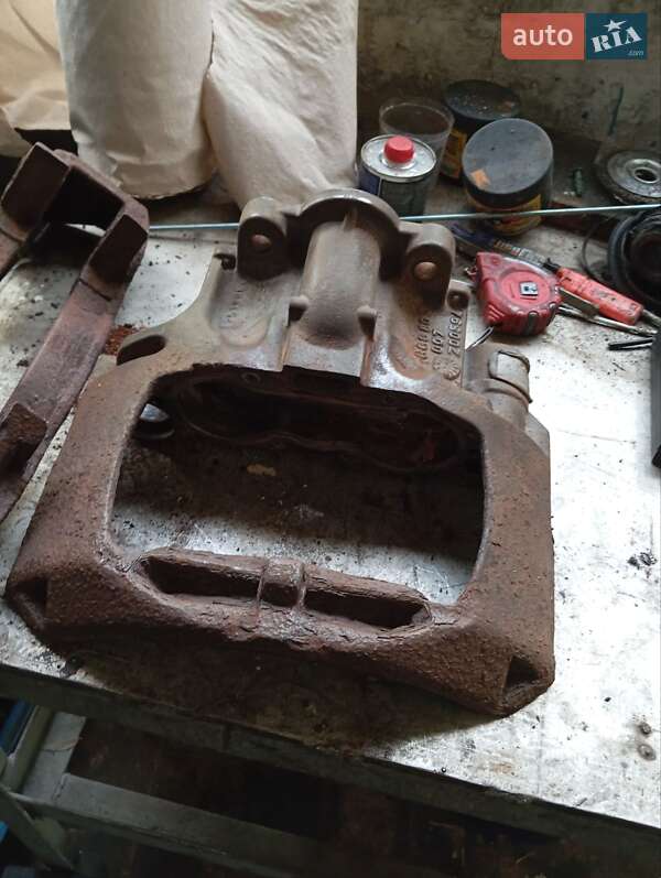 Зерновоз - причіп Krone AZW 2006 в Кам'янському