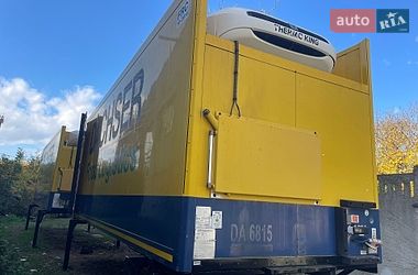 Контейнеровоз Krone BDF 2012 в Черновцах