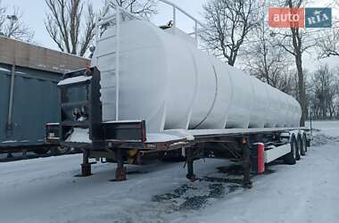 Цистерна напівпричіп Krone BPW 2004 в Умані