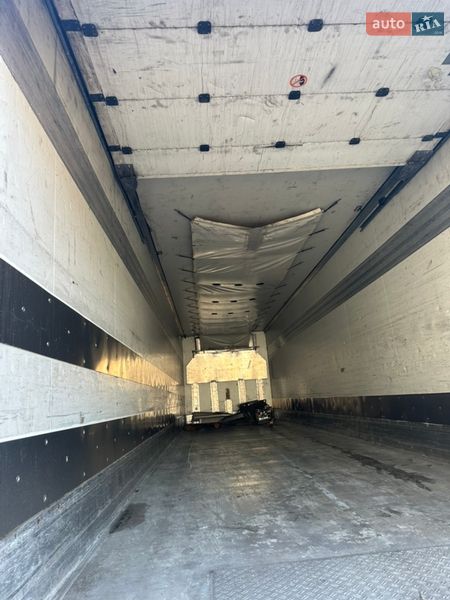 Рефрижератор полуприцеп Krone Cool Liner 2011 в Луцке