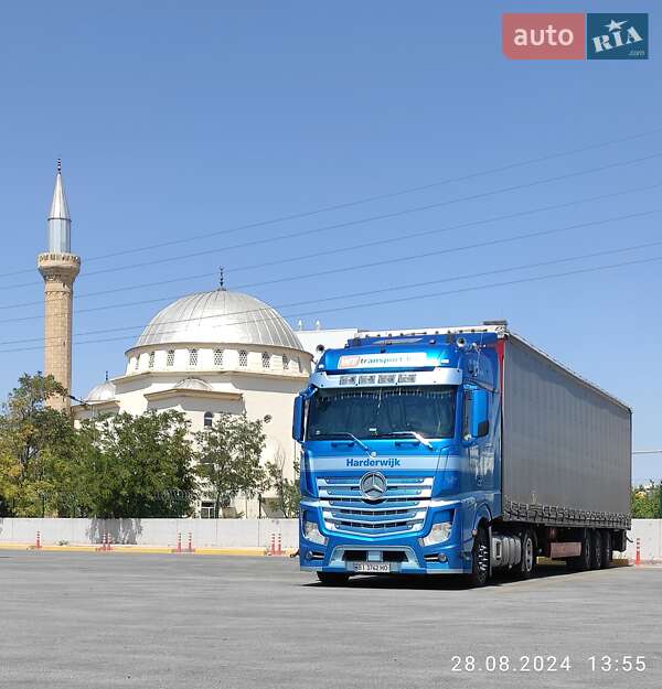 Тентований борт (штора) - напівпричіп Krone Mega 2007 в Кременчуці