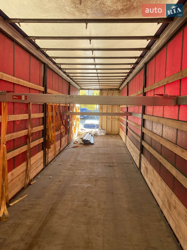 Тентованный борт (штора) - полуприцеп Krone Profi Liner 2008 в Киеве фото 7 Тентованный борт (штора) - полуприцеп Krone Profi Liner 2008 в Киеве