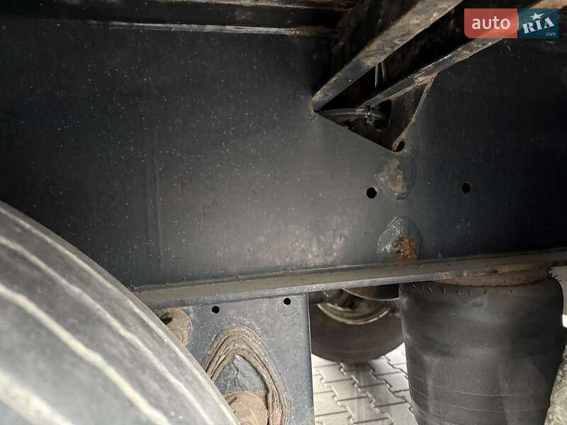 Тентованный борт (штора) - полуприцеп Krone Profi Liner 2017 в Черновцах