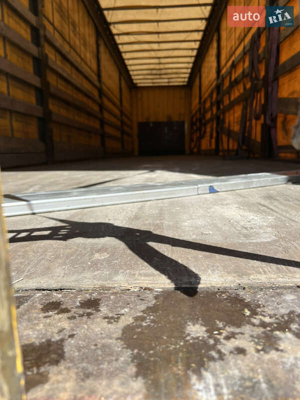 Тентованный борт (штора) - полуприцеп Krone Profi Liner 2008 в Житомире фото 5 Тентованный борт (штора) - полуприцеп Krone Profi Liner 2008 в Житомире