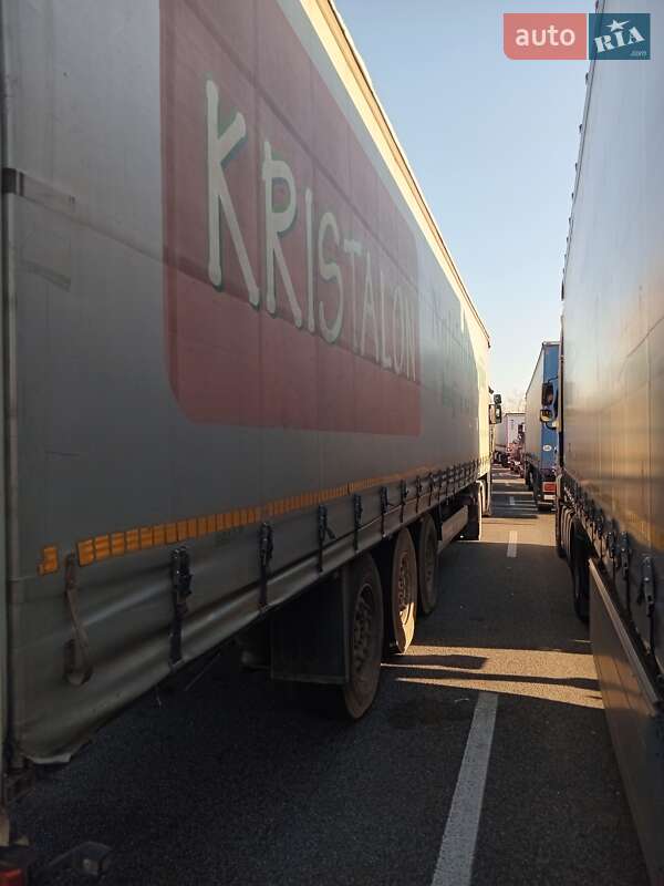 Тентованный борт (штора) - полуприцеп Krone Profi Liner 2009 в Ужгороде